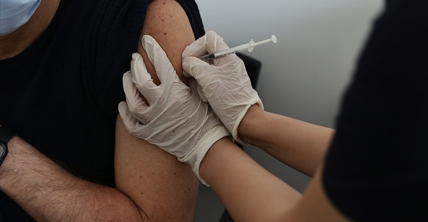 AB'nin ilaç düzenleyicisi, Kovid-19 aşısında üçüncü doz kararını ekimde verecek