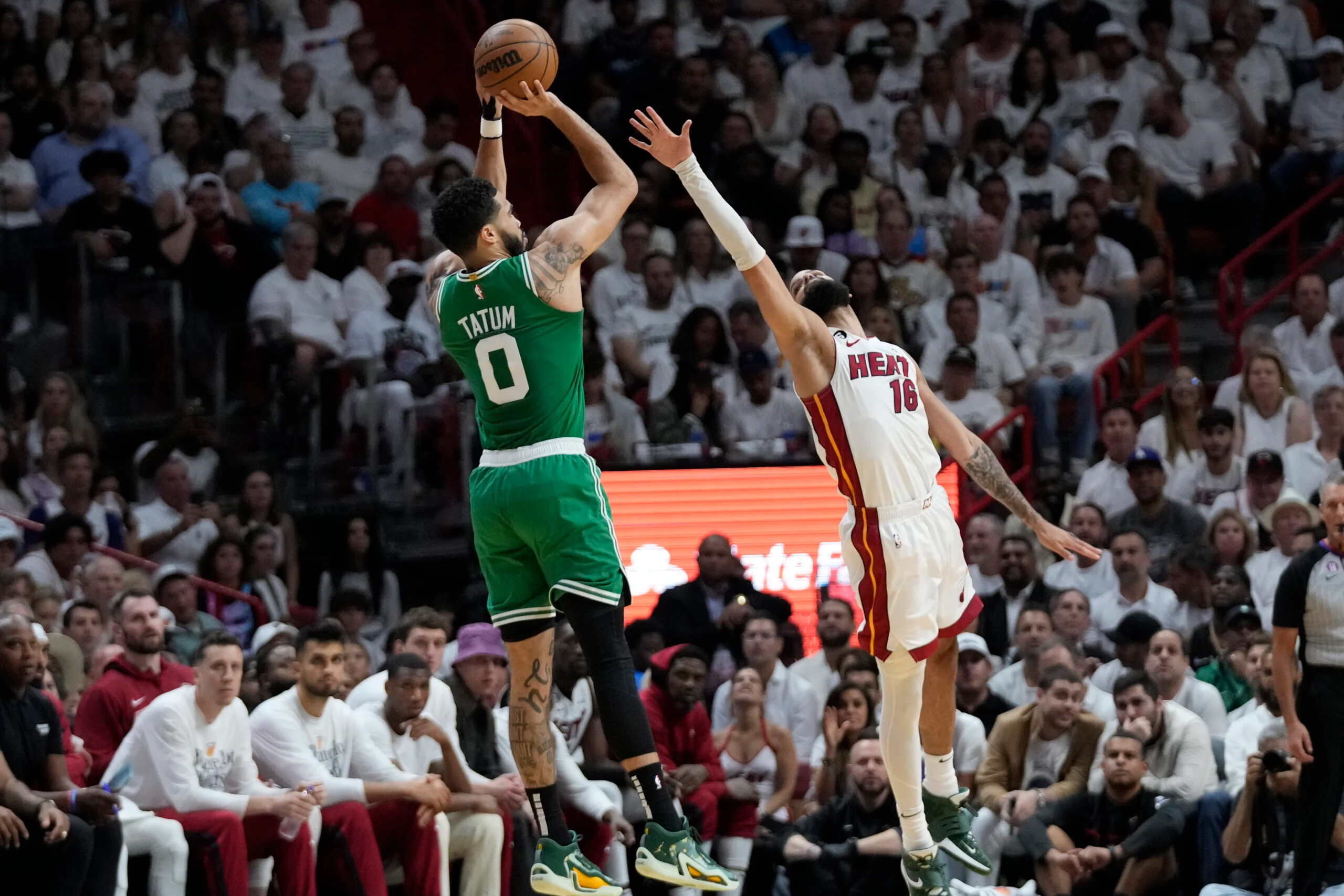 Celtics, Heat'i yenerek NBA Doğu Konferansı final serisini 6. maça taşıdı