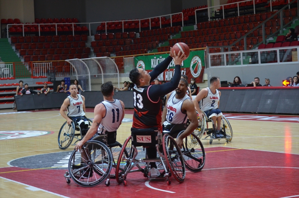 Tekerlekli Sandalye Basketbol Kıtalararası Kupası'nda Türkiye ilk mağlubiyetini aldı