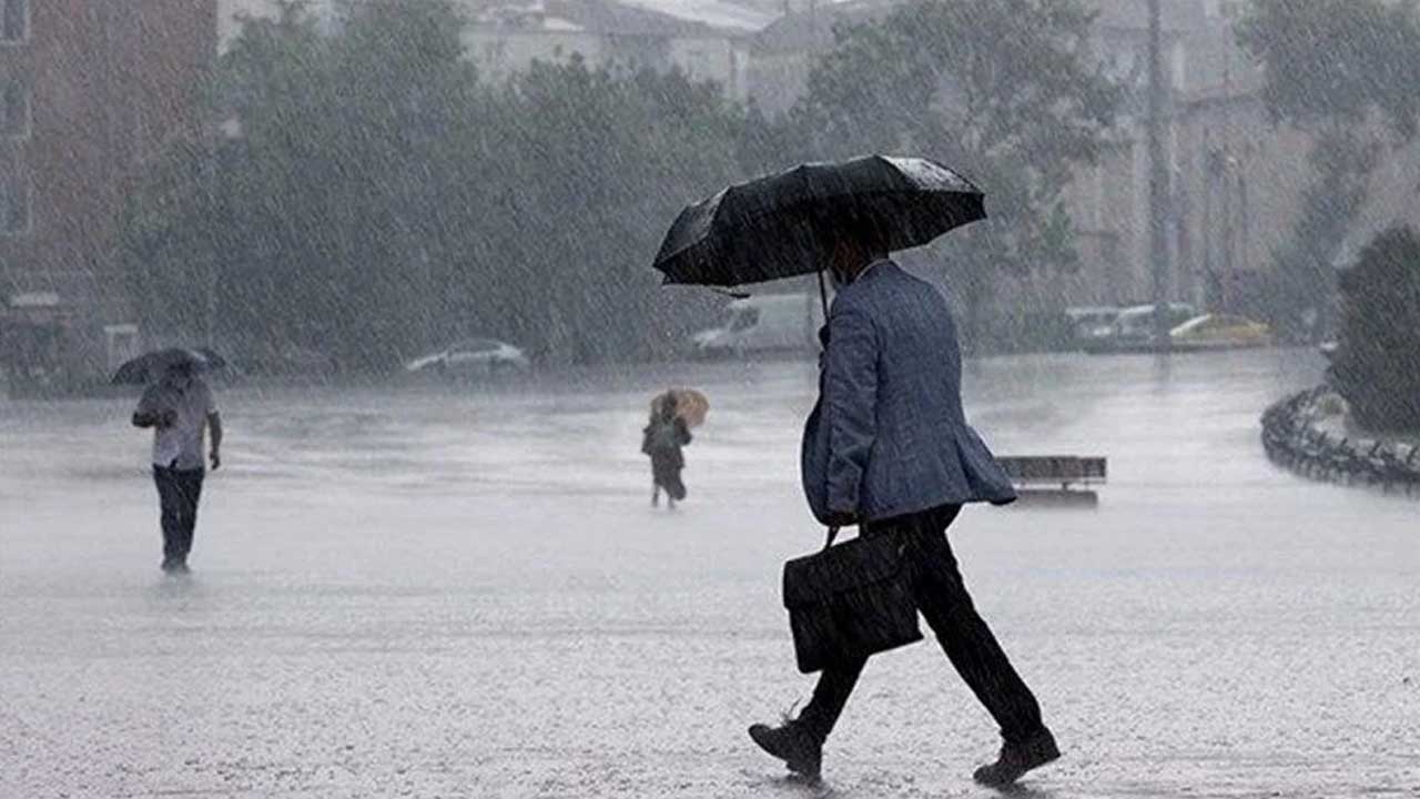 Meteoroloji'den İstanbul ve Birçok İl İçin Kuvvetli Yağış Uyarısı: İşte Detaylar