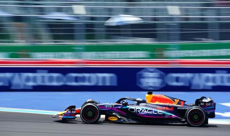 F1 Avusturya Grand Prix'sinde pole pozisyonu Verstappen'in