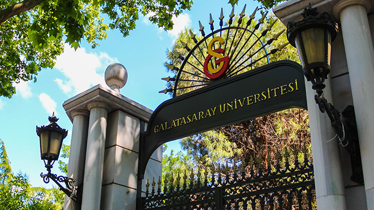 Galatasaray Üniversitesi'nde Hangi Bölümler Var? Geçen Sene kaç Puandan Aldı?