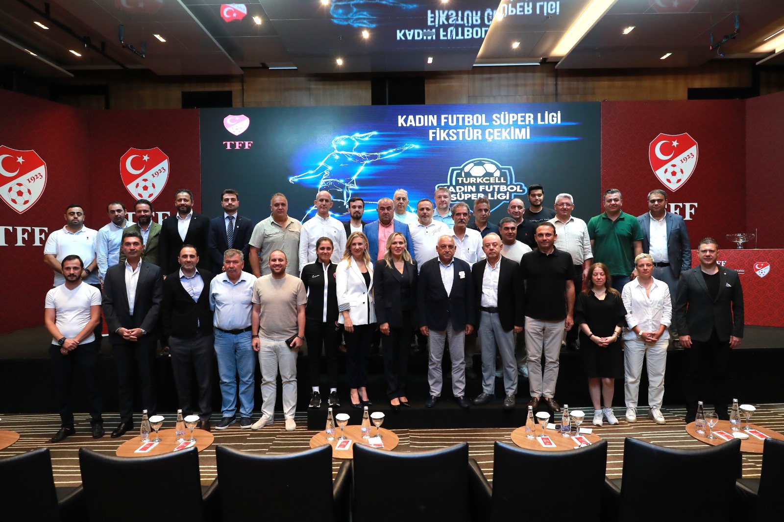 Turkcell Kadın Futbol Süper Ligi'nde 2023-2024 sezonu fikstür çekimi gerçekleştirildi