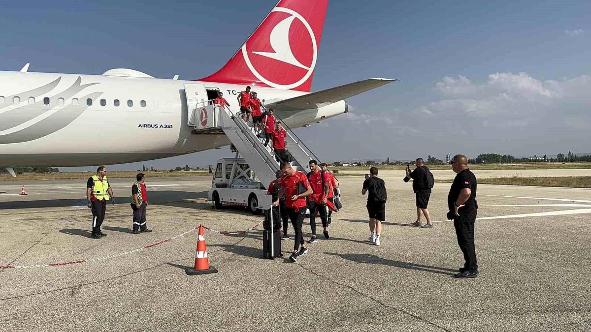 A Milli Futbol Takımı, Eskişehir'e geldi