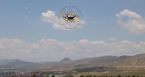 Küre kafes ile "drone"lar artık daha güvende