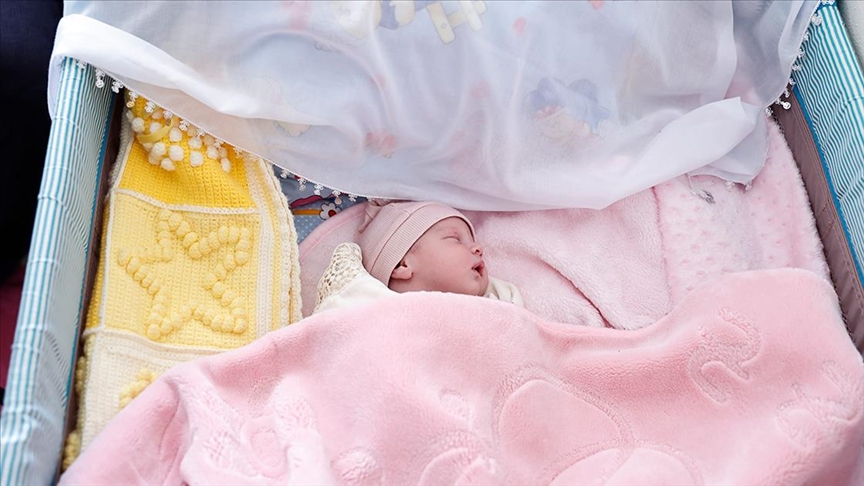 Cumhurbaşkanı Erdoğan'ın ismini koyduğu "Ayşe Betül" bebek ailesini yeniden hayata bağladı
