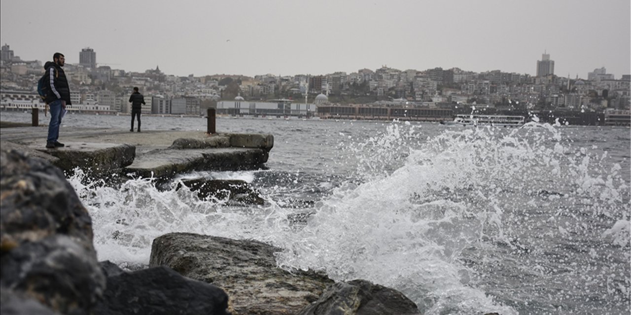 Dikkat! Orta Karadeniz, Akdeniz, Marmara ve Ege Denizi için fırtına uyarısı