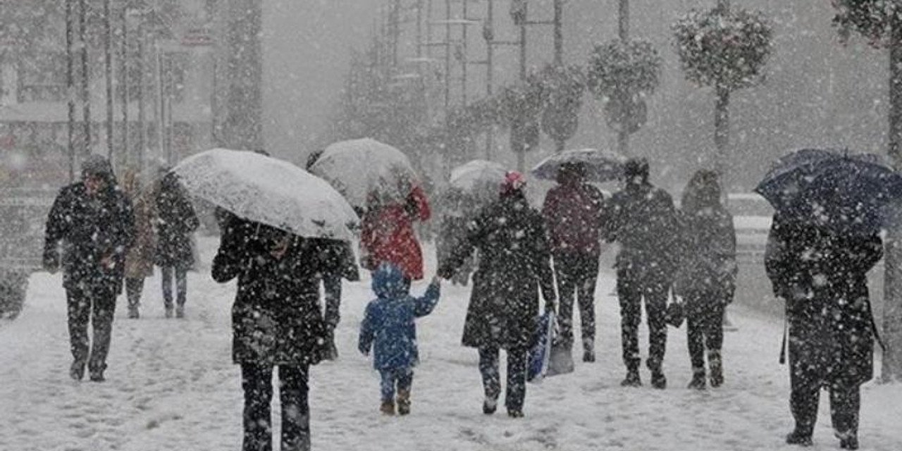 Uzmanlar Uyarıyor: Donacağız! Türkiye'de 2023 Kış Mevsimi Nasıl Geçecek?