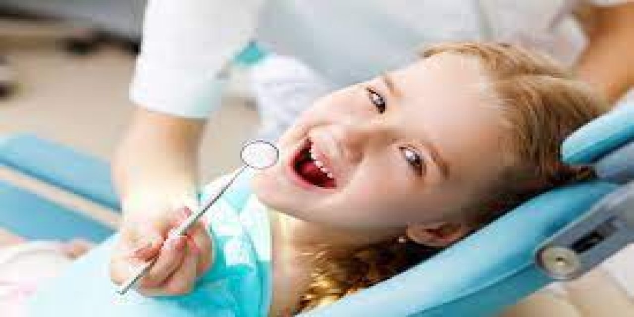 Çocuklarda diş çürüklerinin önüne geçen yöntem