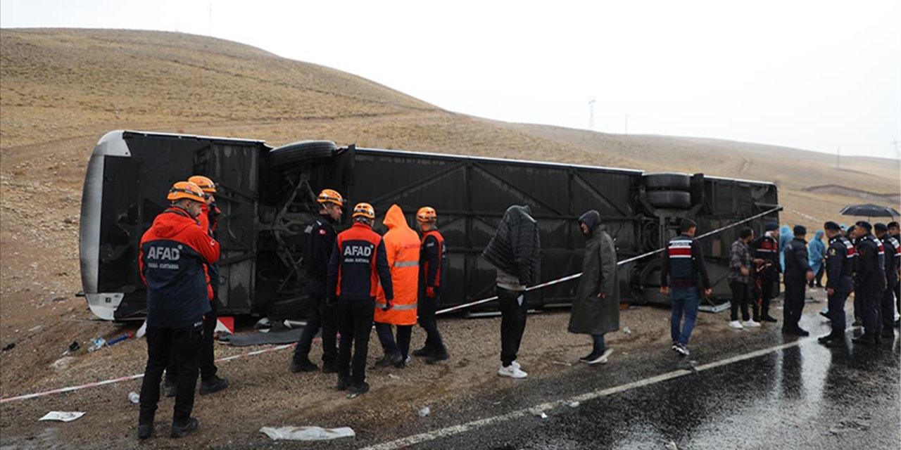 Sivas'ta feci kaza: 7 kişi öldü, 40 kişi yaralandı