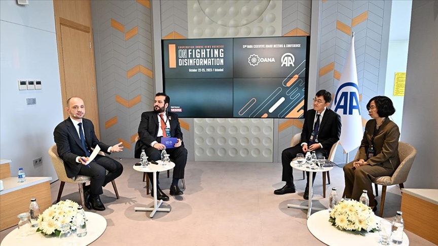 İstanbul'da "Dezenformasyon Döneminde Haber Ajanslarının Rolü" paneli düzenlendi