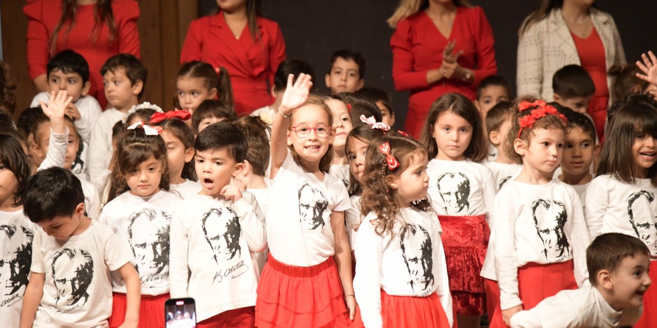 Kadıköy Belediyesi'nin Çocuklarla Özel Cumhuriyet Etkinlikleri