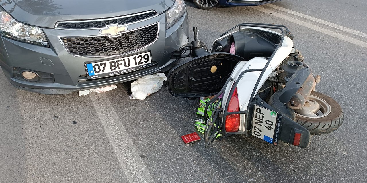 Antalya'da halk otobüsü ile motosiklet çarpıştı: Motosiklet sürücüsü öldü