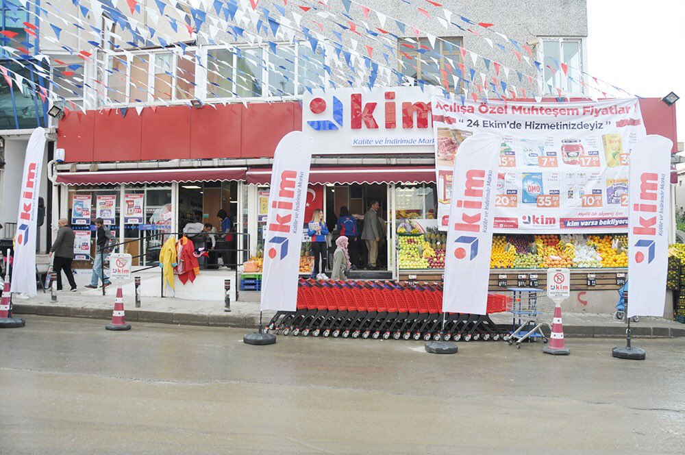 Kim Market de indirim yarışına katıldı- Kaşar peynir 159 TL, ayçiçek yağı 109,99 TL...