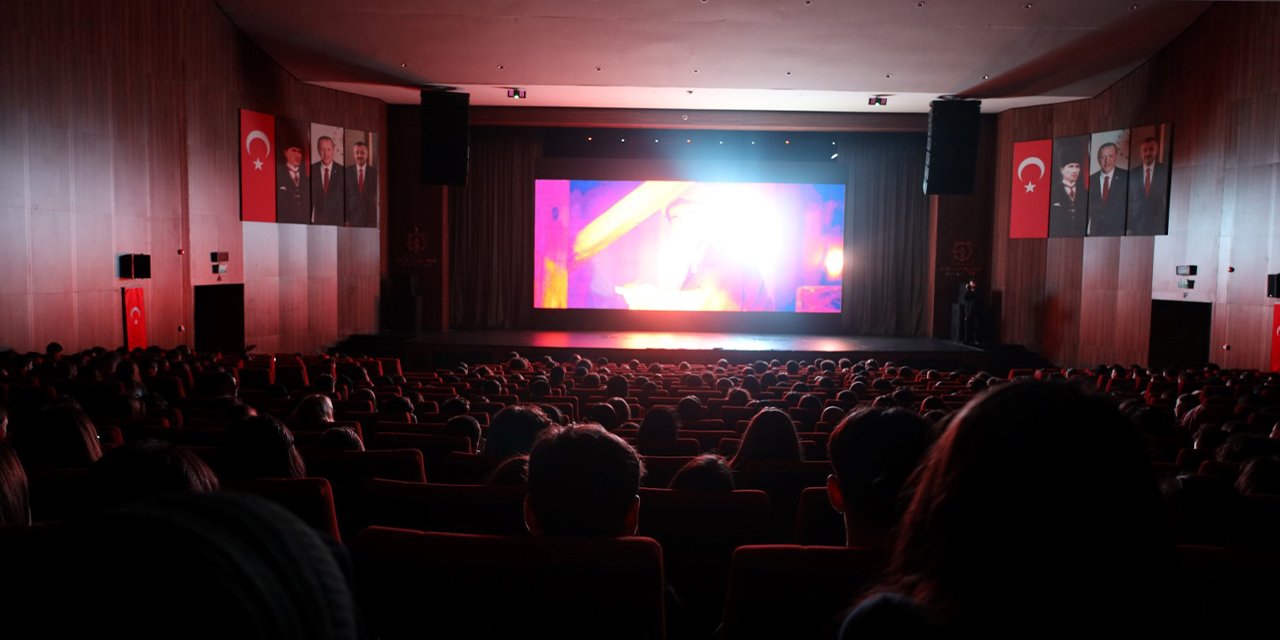 Kocaeli Büyükşehir’den öğrencilere 10 Kasım’a özel film gösterimi