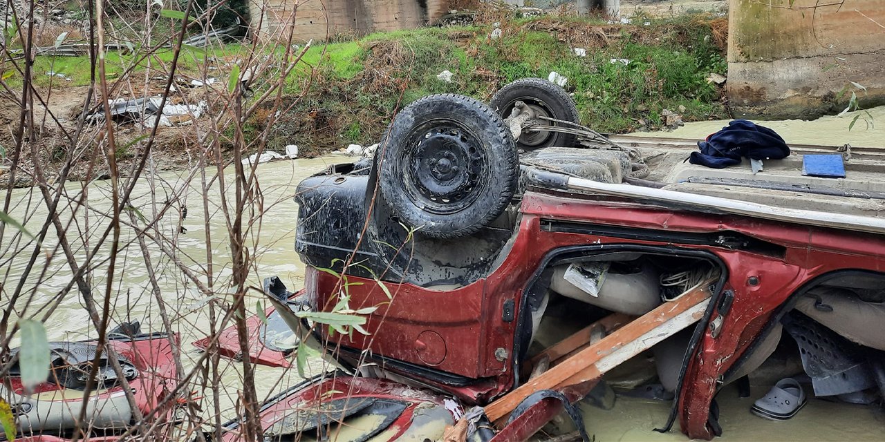 Manisa’da feci kaza: 3 kişi yaşamını yitirdi