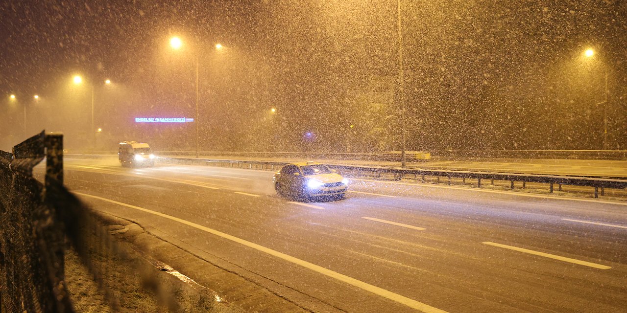 İstanbul'da Sürpriz Kar Yağışı: İşte En Çok Etkilenen Bölgeler!