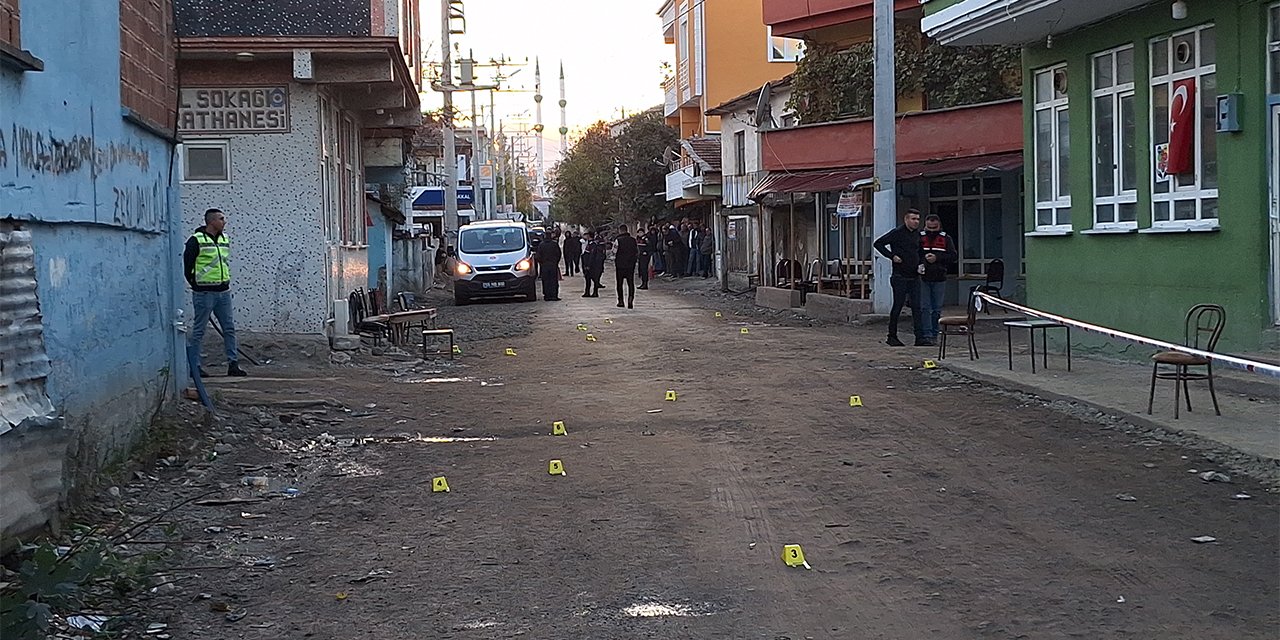 Samsun'da silahlı kavga: 1 kişi öldü, 3 kişi ağır yaralandı
