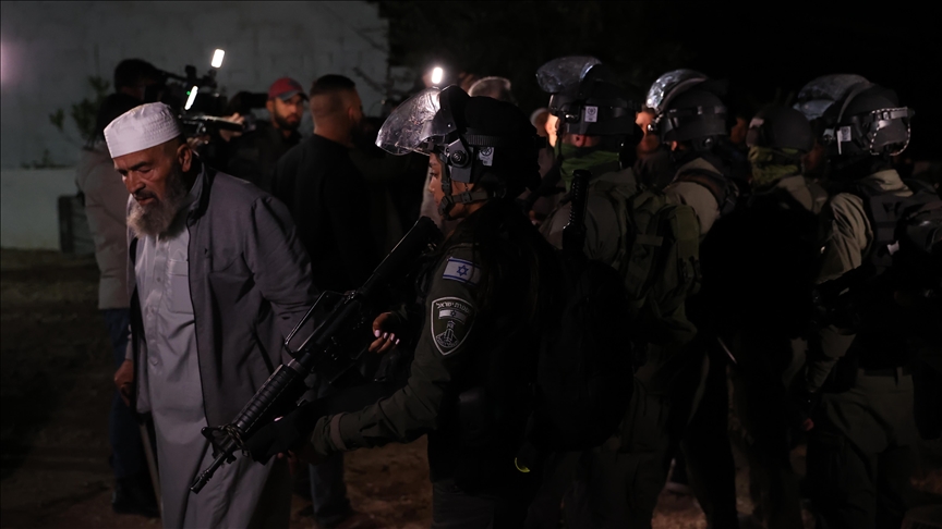 Hamas: Daha fazla esirin serbest bırakılması için "insani arayı" uzatmaya çalışıyoruz