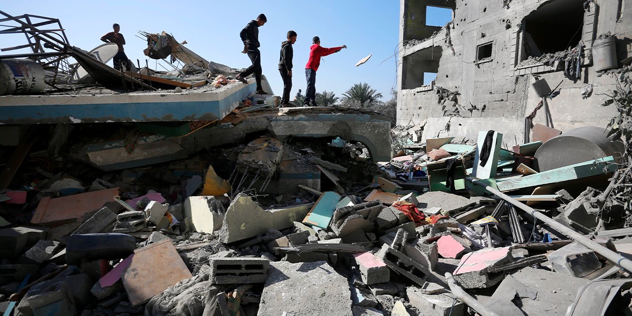 Gazze Şeridi'nde İsrail Saldırıları ve İnsanlık Dramı Devam Ediyor