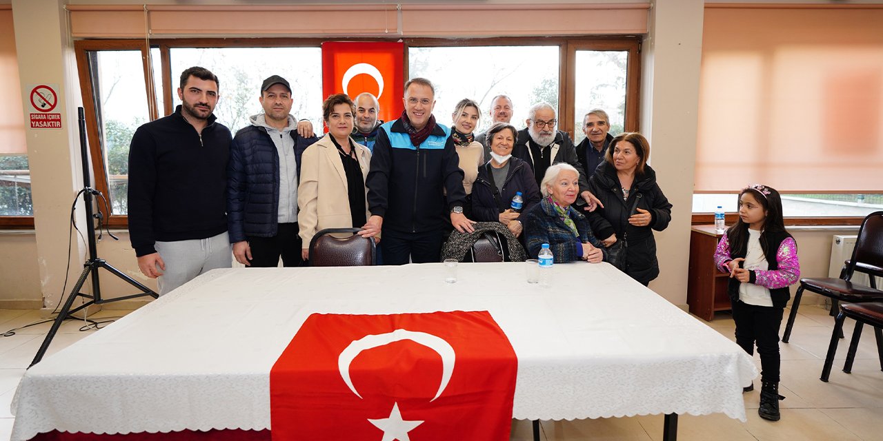 Beylikdüzü Belediye Başkanı Mehmet Murat Çalık, komşularıyla buluşmaya devam ediyor