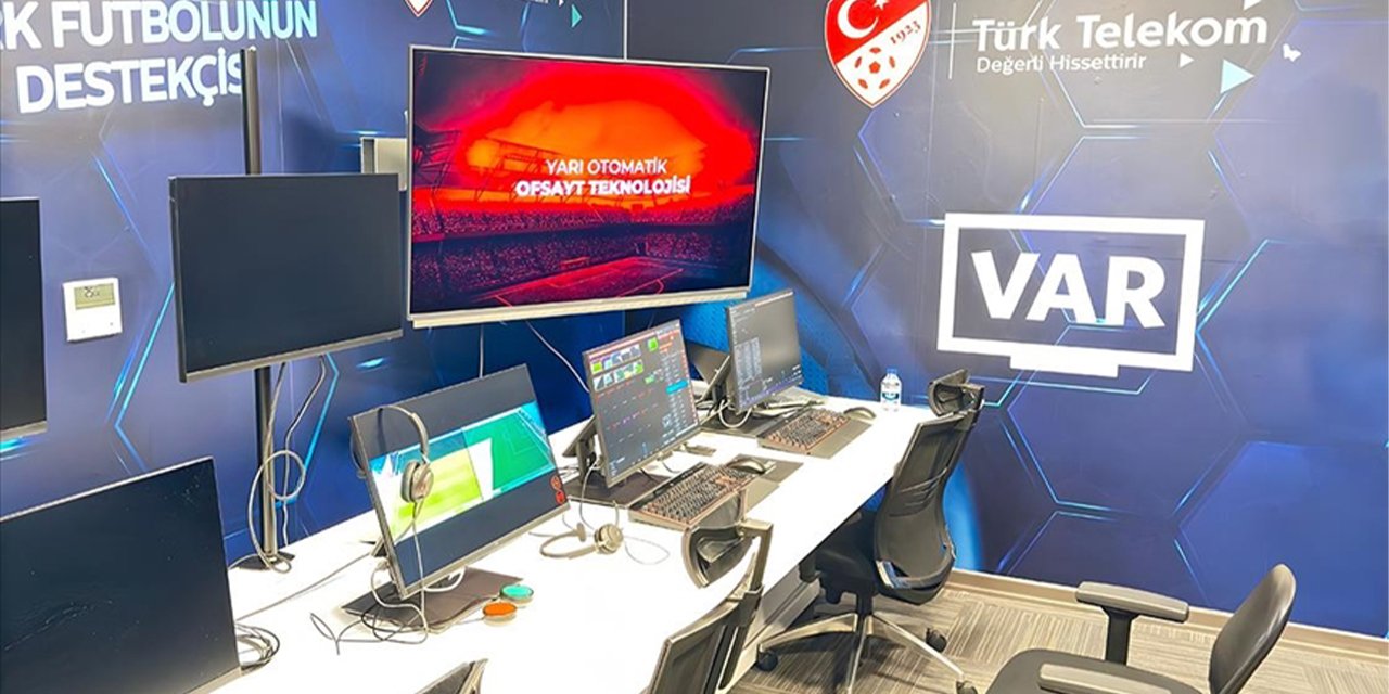 Türk Futbolunun Çehresini Değiştirecek Yenilikler: VAR Kayıtlarından Yabancı Gözlemcilere